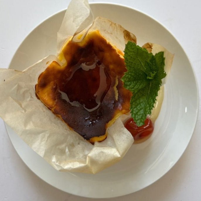 BABY BASQUE CHEESECAKE